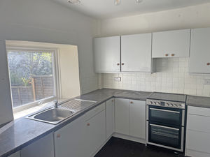 Photo 7- click for photo gallery